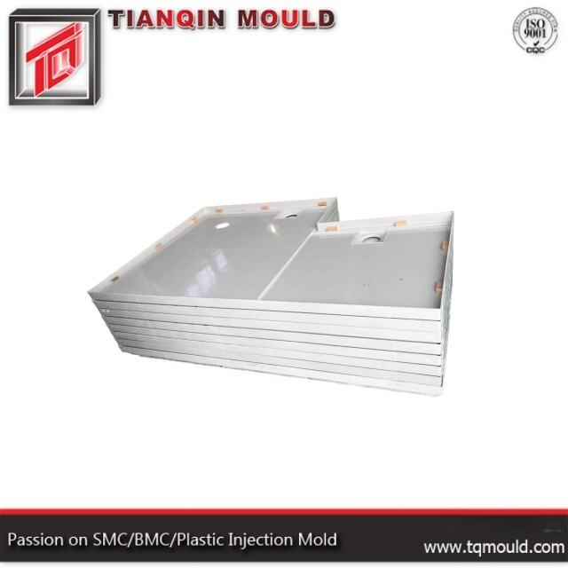 اختيار المواد المناسبة لمعالجة عفن قاعدة الحمام