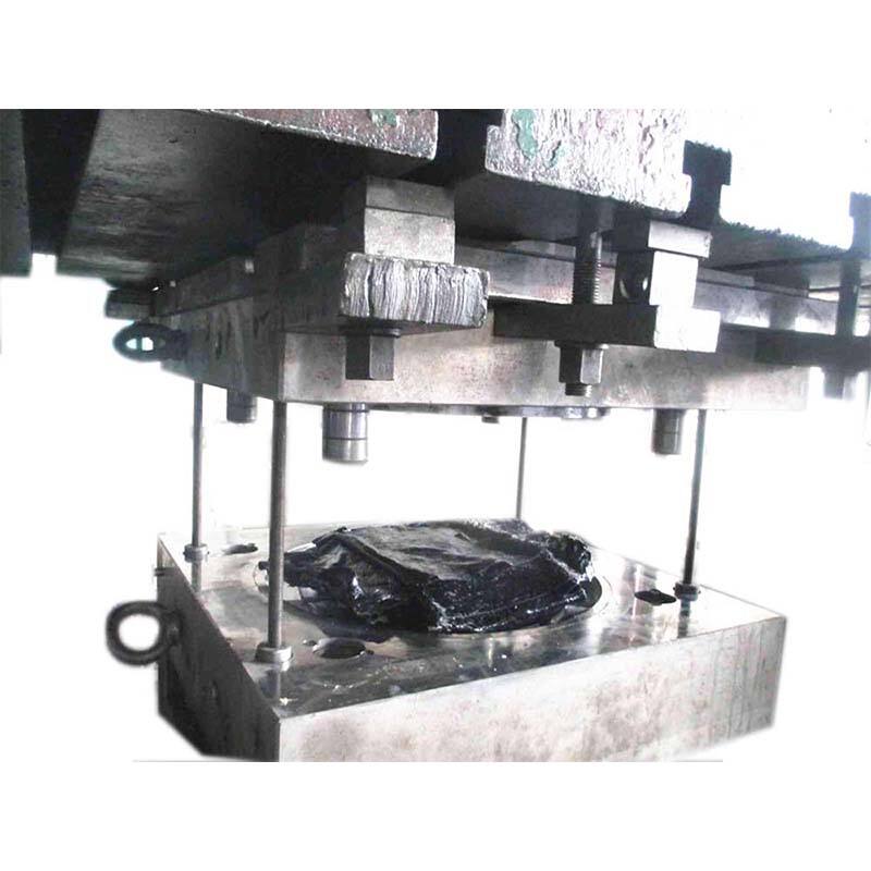 Explorando as possibilidades da modelagem por compressão de fibra de carbono em várias indústrias