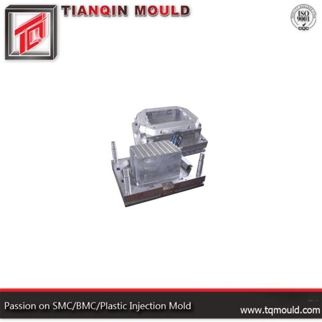 أهمية جودة القالب لحاويات البلاستيك