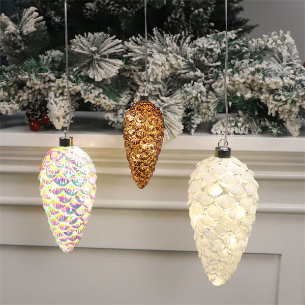 Elegant Glass Baubles to Elevate Your Holiday Decor Game