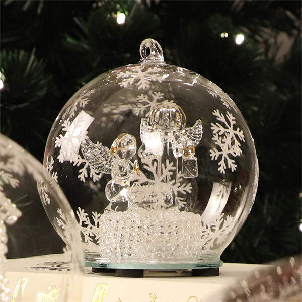 Why Clear Glass Baubles are Essential in Holiday Decoration