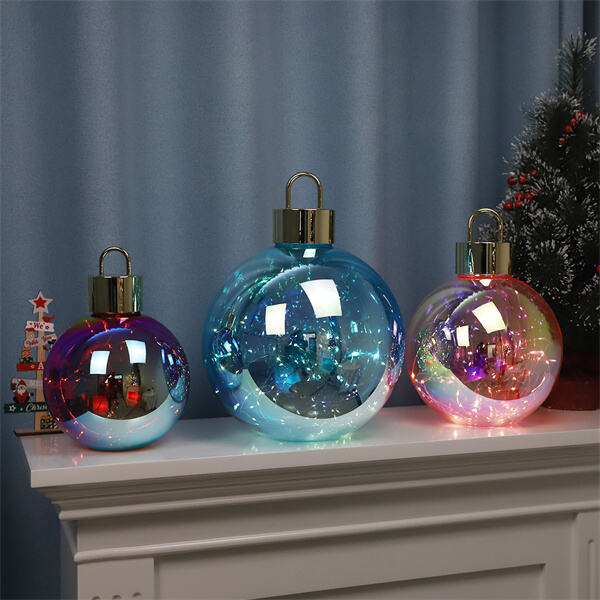 Make Your Holidays More Special with Unique Glass Ornaments