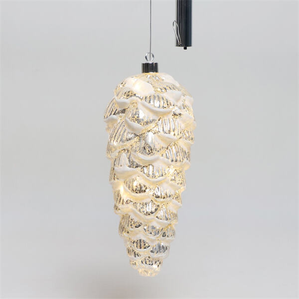 Transform Your Tree with Stunning Glass Christmas Ornaments
