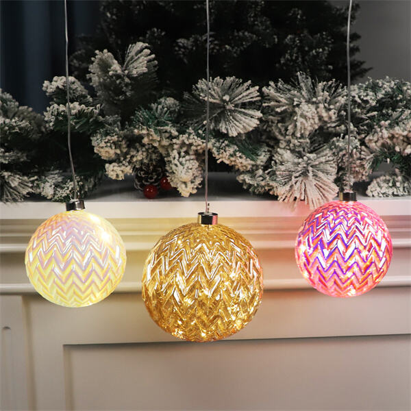Make Your Christmas Memories Last with Personalized Baubles