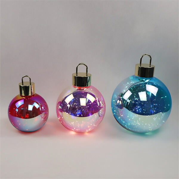 Showcase Your Style with Customizable Glass Ornaments