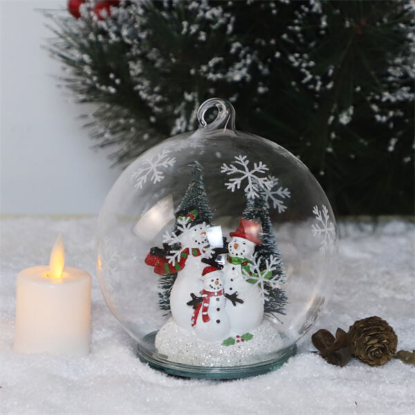 Create Memories with Custom Christmas Balls for Your Family and Friends