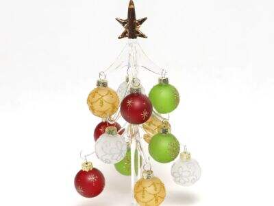 How can you make your Christmas decoration stand out this year?