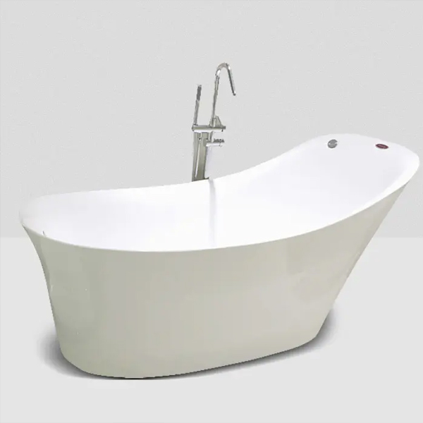 Luxury Bathtubs Designed for Maximum Comfor