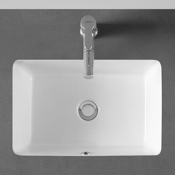 Undermount sink installation for a seamless appearance