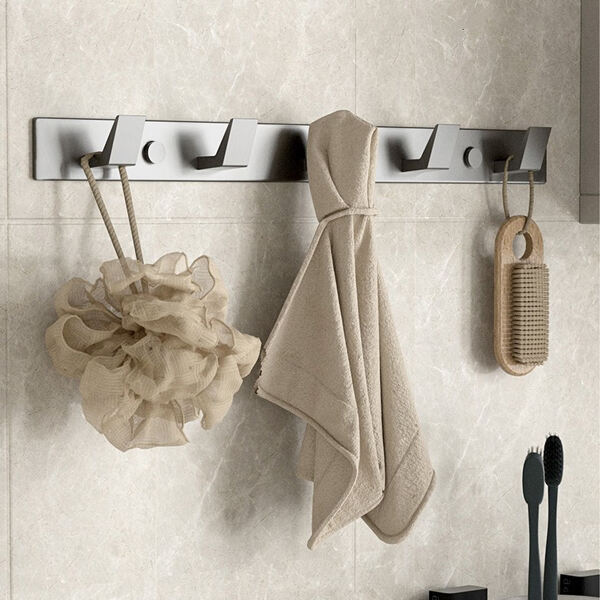 ارفع من مستوى ديكور حمامك مع مثبتات المناشف الأنيقة