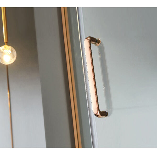 高品質のバスタブとシャワーサラウンドでカビやカビとさよならしましょう