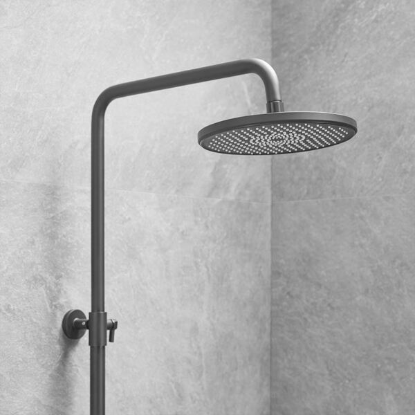 モダンなシャワーヘッドで簡単インストールと手間のないメンテナンスを実現します。