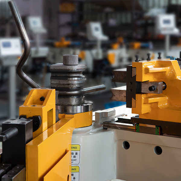 Faigh amach na Forbairtí Is Déanaí i ghiotáin tromchur Bending Machines