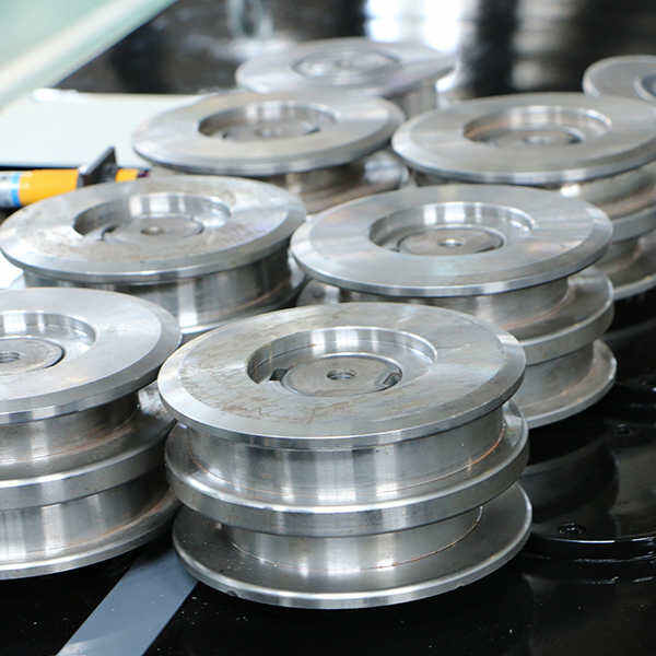 Revolutionieren Sie Ihre Metallverarbeitung mit der Rollbiegemaschine