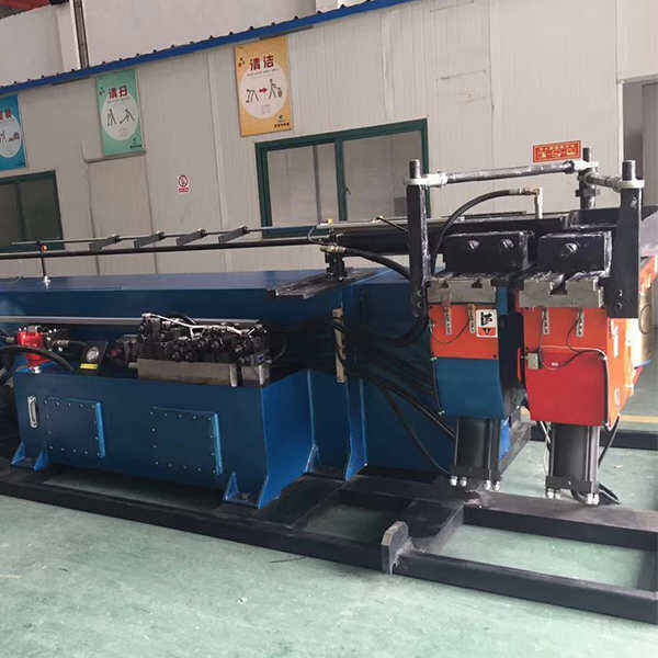 Nhận diện và sửa chữa ống xả bị cong để tránh các khoản phạt đắt đỏ.