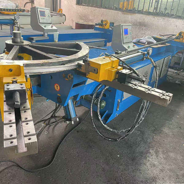 Invest in a High-Quality Aluminium Bending Machine for Precise and Efficient Results".