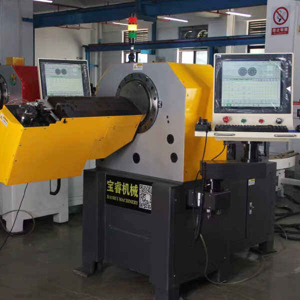 Unübertroffene Präzision für komplexe Rohrdesigns