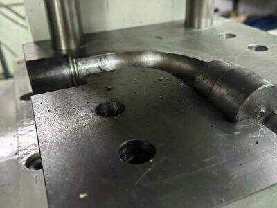 Автомобиль отунун чеңештерин жасоо үчүн 3D сым бүктөгүчтөр неге маанилүү