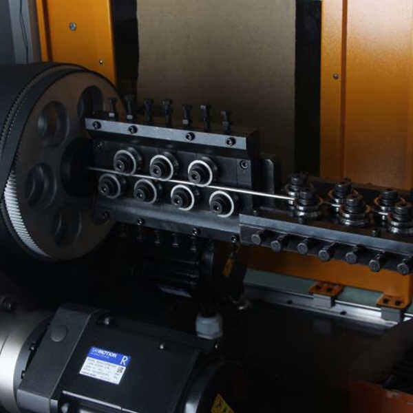 Bonyolult villámformák elérésére könnyedén a 3D CNC géppel