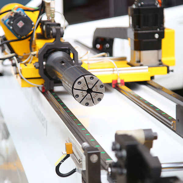 Get Precise Results with Various Pipe Sizes using a Versatile Plumbing Pipe Bender