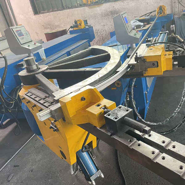 Transform Straight Aluminium Pipes into Custom Shapes with a Pipe Bending Machine