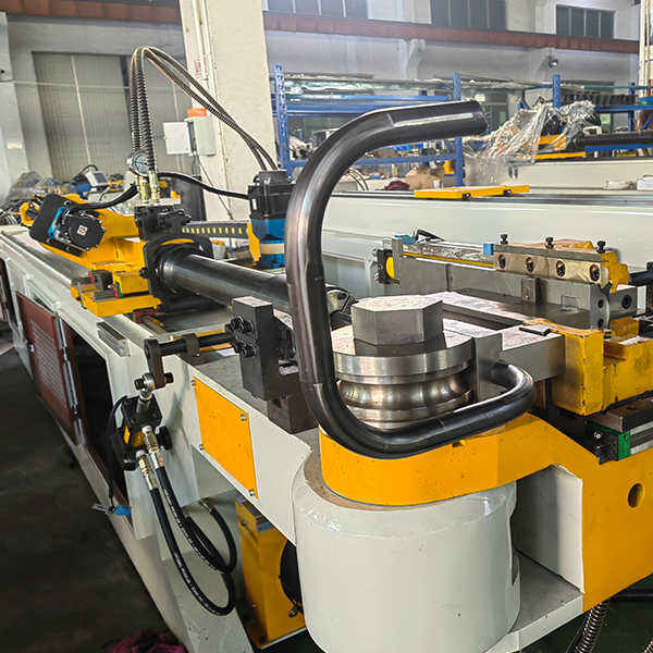 သင့် HVAC လိုအပ်ချက်များအတွက် အထူးသဖြင့် တည်ဆောက်ထားသော AC လက်မှတ်များ
