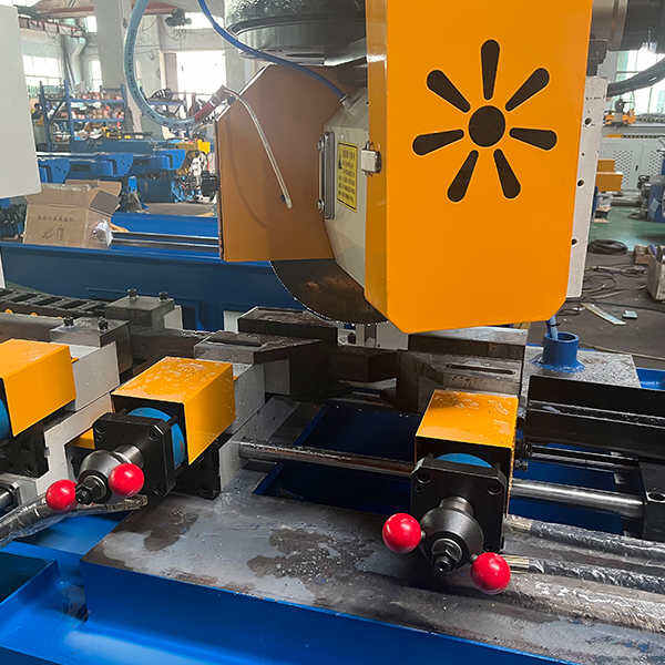 Tuotannon optimointi CNC-putkileikkausratkaisuilla