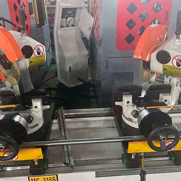 Exploring the Benefits of Automated Pipe Cutting for Industrial Applications