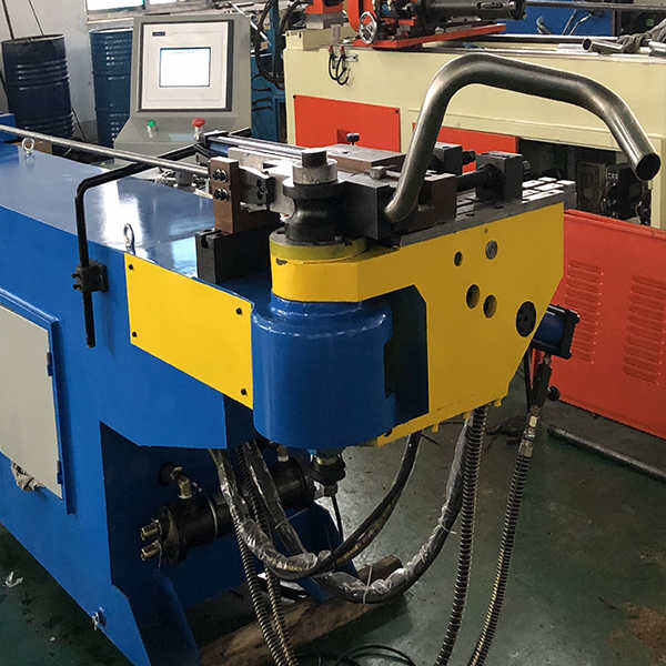 Use 3-4 pipe bending machines in the workshop to save costs