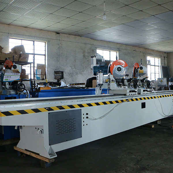 Massimizza la produzione con soluzioni automatizzate di taglio dei tubi CNC