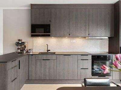 Custom Commercial Kitchen Cabinets: 5 Key Points Every B2B Buyer Should Know