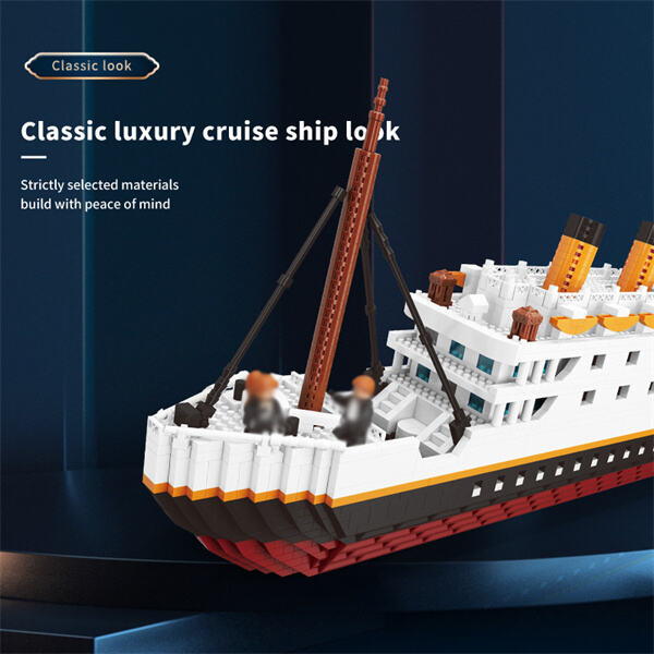 The Ultimate Gift for Titanic Enthusiasts - The Building Block Se
