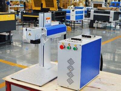 Créer des cadeaux personnalisés avec une machine laser pour le bois