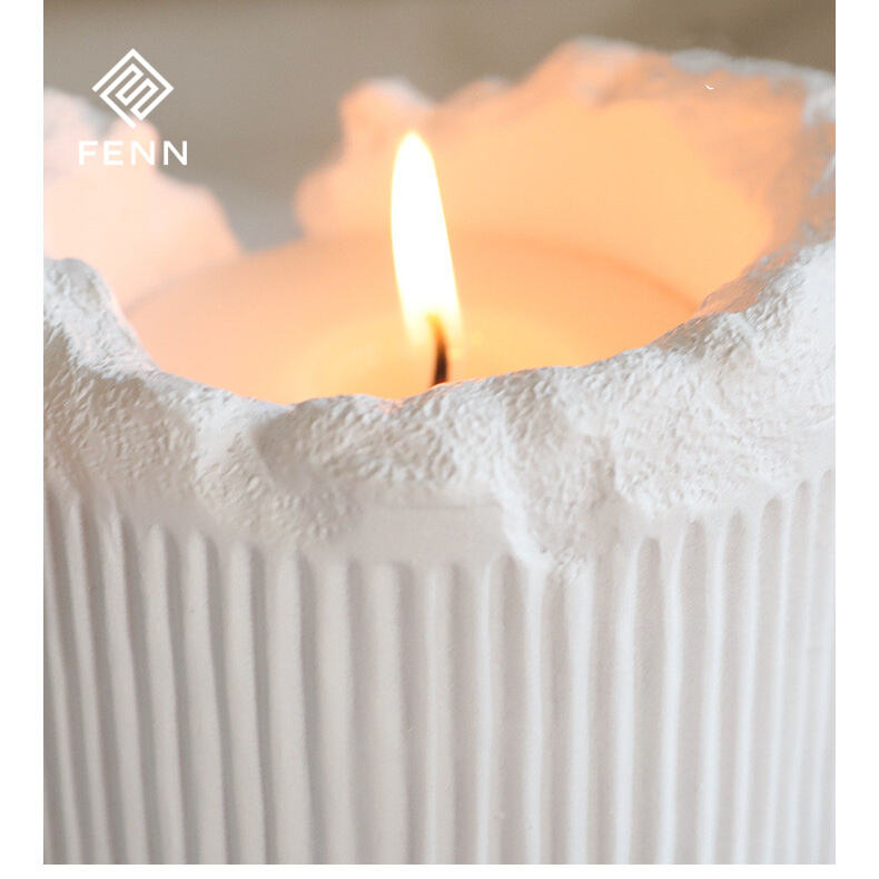 European Scandinavian Artistic Luxury Frosted Matte White Scented Candle Vessel Jars Engraving Creative Fancy Scented Candle Jar supplier