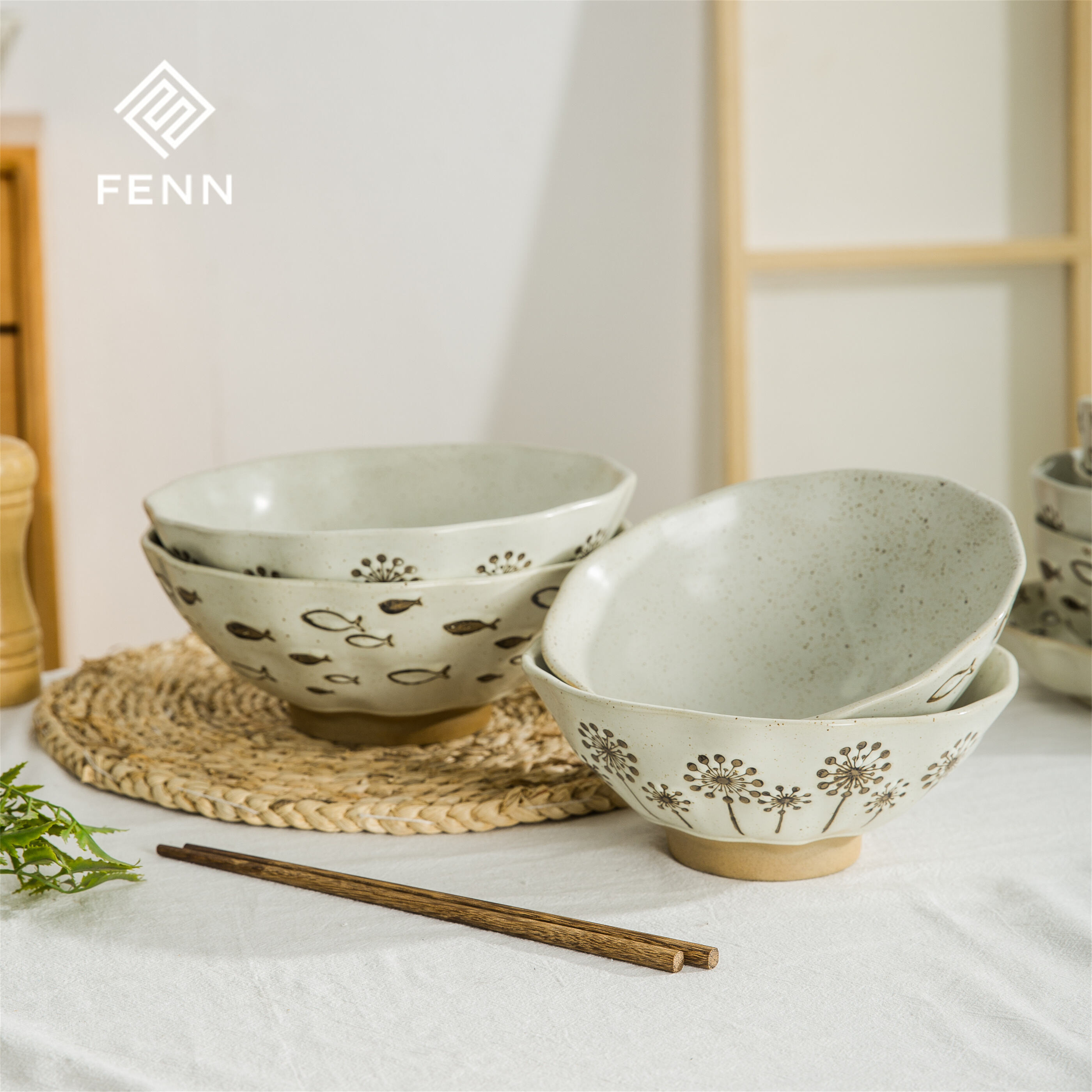 Rustic Style Engraving Fish Flower Pattern 8/9 Inch Ceramic Soup Noodle Ramen Bowl For Restaurant Household manufacture