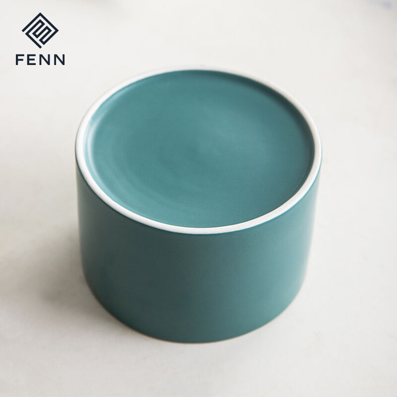 Nordic Matte Multiple Color Custom Porcelain Aromatherapy Fragrance Candle Vessel Empty Ceramic Candle Jar Custom Logo With Lid manufacture