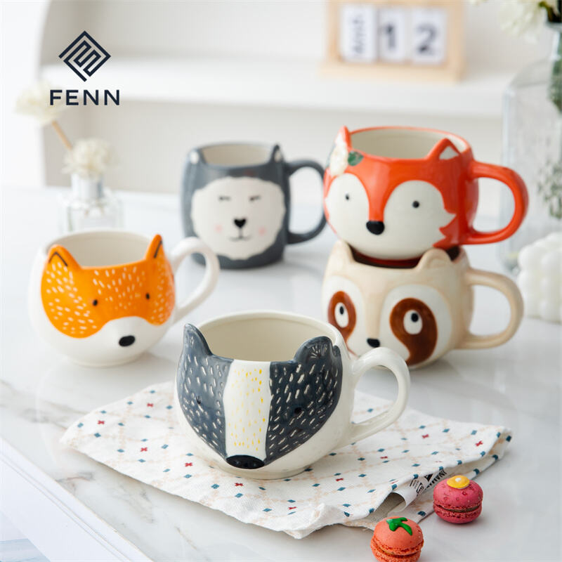 2Pcs 14oz Unique Animal Fox Cat Shape Handpainted Ceramic Present Mug 3D Animal Modle Porcelain Cute Coffee Mug factory