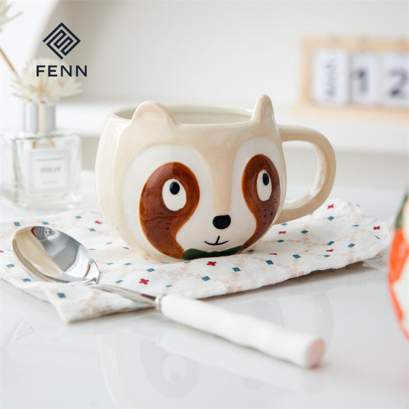 2Pcs 14oz Unique Animal Fox Cat Shape Handpainted Ceramic Present Mug 3D Animal Modle Porcelain Cute Coffee Mug factory