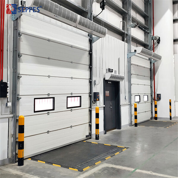 استفد من مساحتك القصوى باستخدام باب قطاعي متحرك لعملك