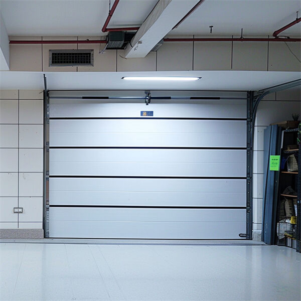 أضف لمنزلك طبقة أمان إضافية مع باب مرآب قسم داخلي