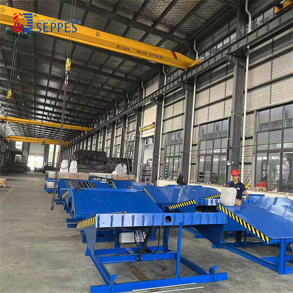 تجنب الحوادث وأضرار الممتلكات باستخدام قيود الشاحنات الفعّالة.