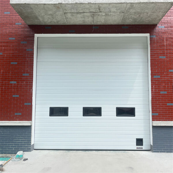 تحديث مساحتك بأبواب مرآب تجارية أنيقة