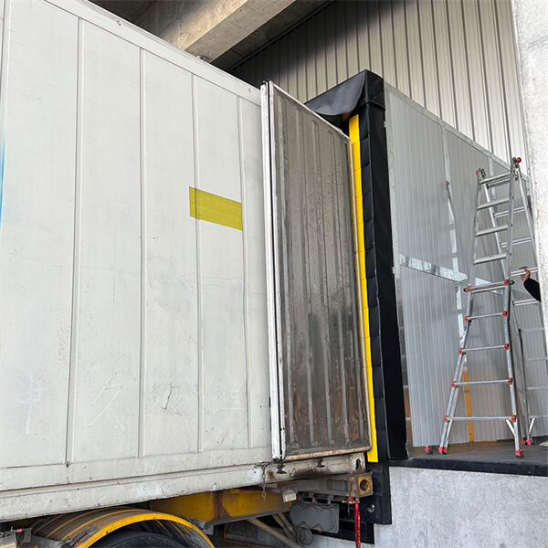 حماية مستودعك وسلعك باستخدام خواتم رصيف صناعية.