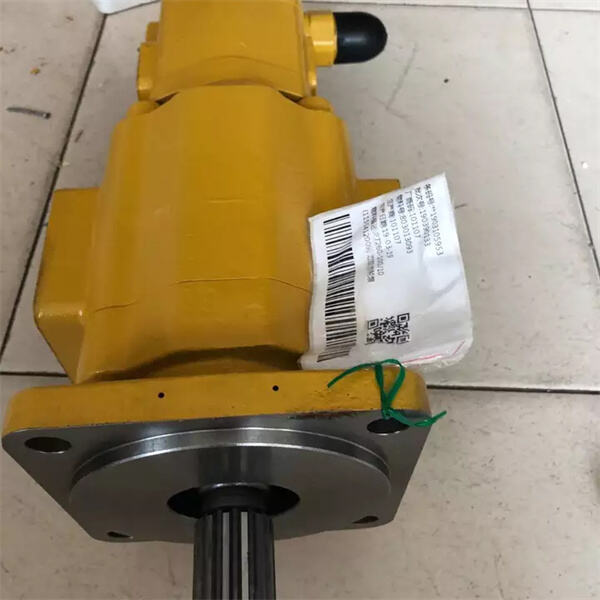 How to identify and replace worn out hydraulic excavator parts