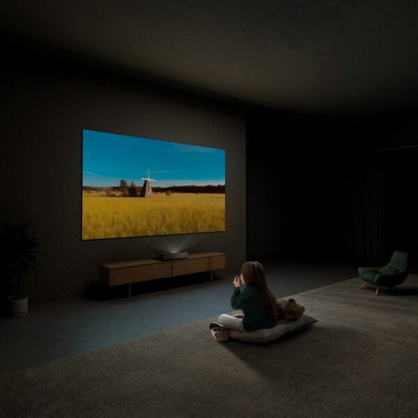 Transform Your Living Room into a Cinema with a High-Quality Short Throw Projector