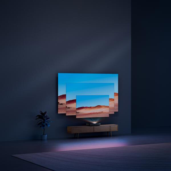 Amazingly Bright and Clear Images from a Pocket-sized Projector!