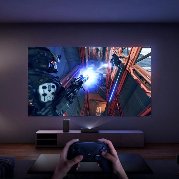 Create a Professional Presentation with a Video Projector and Screen