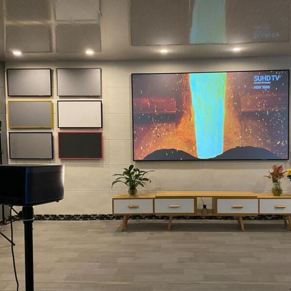 Transform your Space into a Cinematic Adventure with 3D Projection Screen