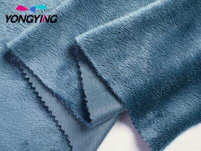 Hva er polyesterfiberstoff? Alt du trenger å vite