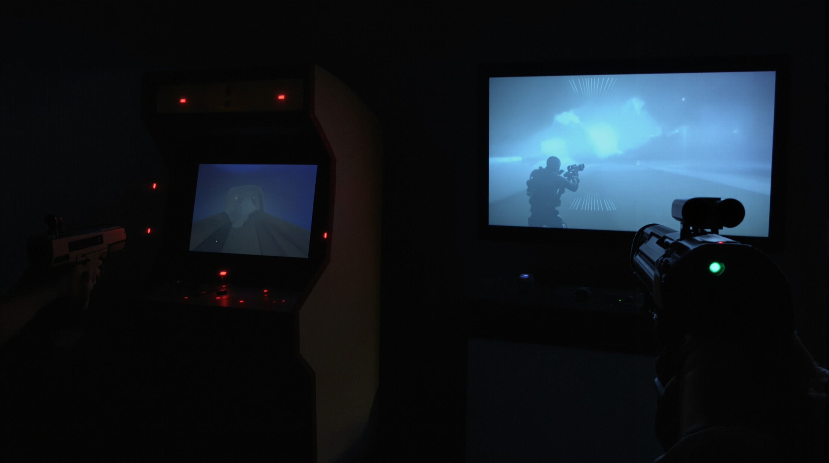 Comparison of infrared sensor and camera-based light gun systems with modern arcade monitors